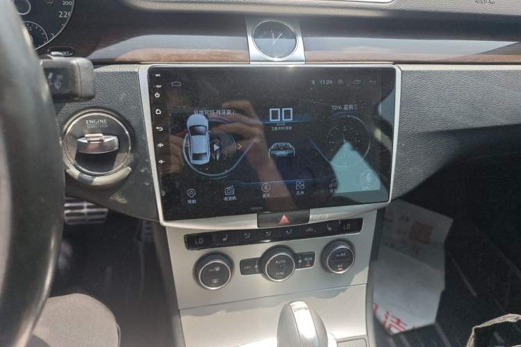 Used Volkswagen Magotan 2015 Revised Version 2.0 TSI Prestige Edition Audio And AC Panel