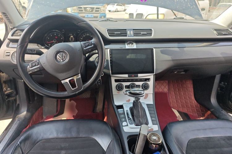 Used Volkswagen Magotan 2015 1.8TSI Luxury Model Center Console