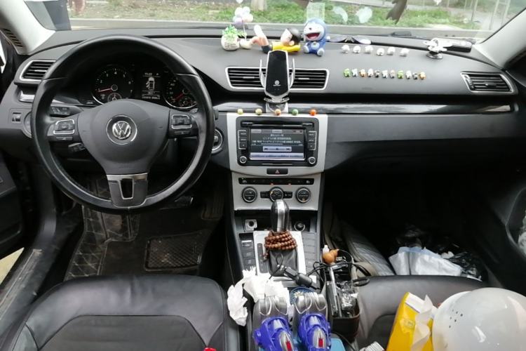 Used Volkswagen Magotan 2015 1.8TSI Luxury Model Center Console