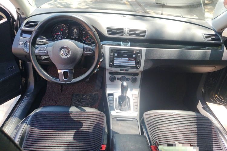 Used Volkswagen Magotan 2015 1.8TSI Luxury Model Center Console