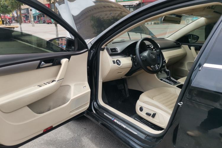 Used Volkswagen Magotan 2015 1.8TSI Advanced Model Driver Seat