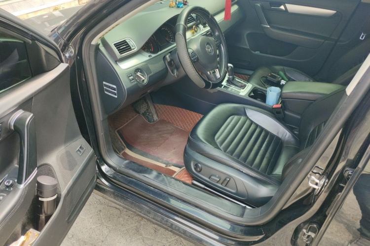 Used Volkswagen Magotan 2015 1.8TSI Comfort Model Driver Seat