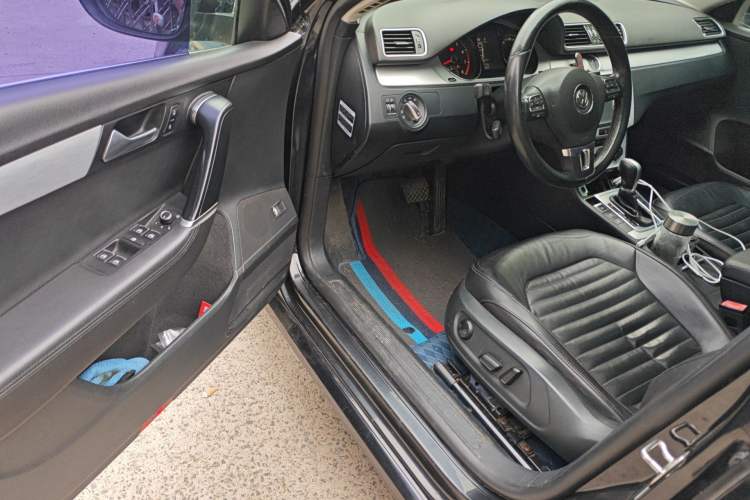 Used Volkswagen Magotan 2015 1.8TSI Advanced Model Driver Seat