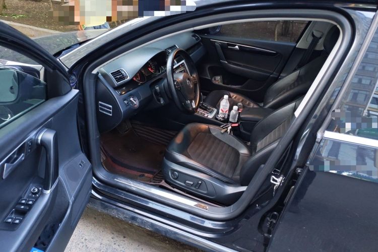 Used Volkswagen Magotan 2015 Facelift 1.8TSI Luxury Model Driver Seat