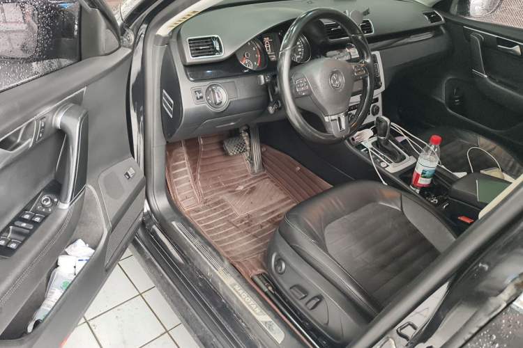 Used Volkswagen Magotan 2015 1.8TSI Luxury Model Driver Seat