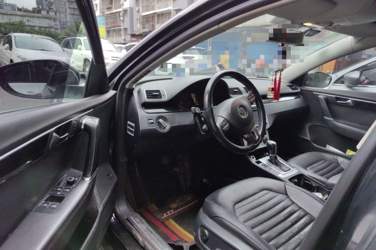 Used Volkswagen Magotan 2015 2.0 TSI Luxury Model Driver Seat