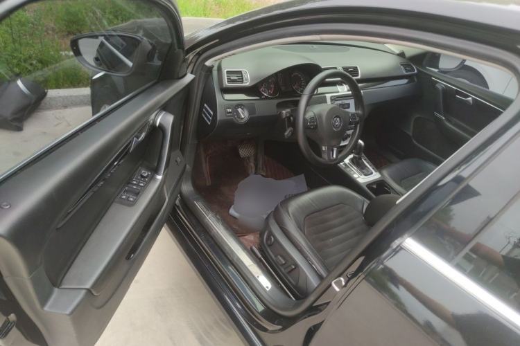 Used Volkswagen Magotan 2015 Revised Version 2.0 TSI Luxury Edition Driver Seat