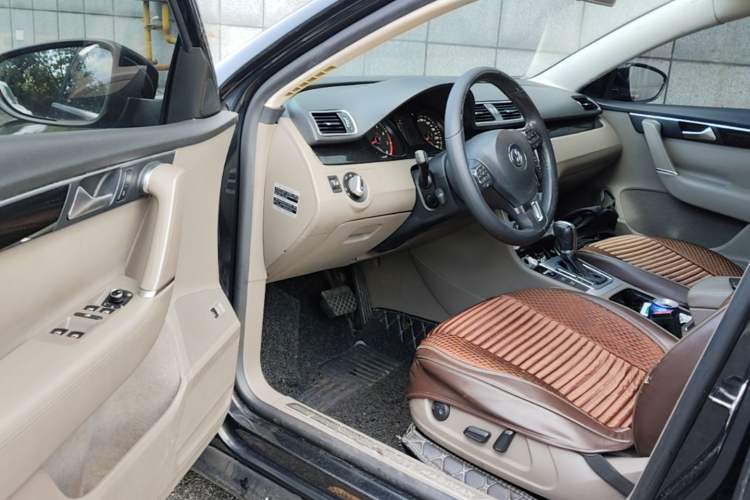 Used Volkswagen Magotan 2015 1.8TSI Luxury Model Driver Seat