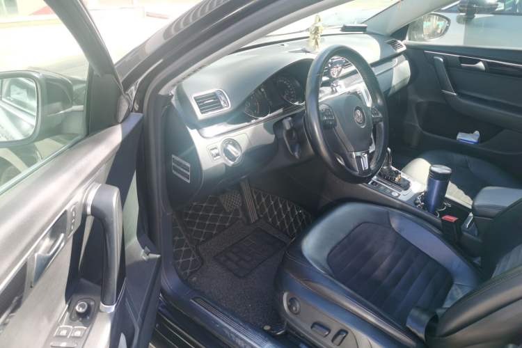 Used Volkswagen Magotan 2015 Revised Version 2.0 TSI Luxury Edition Driver Seat