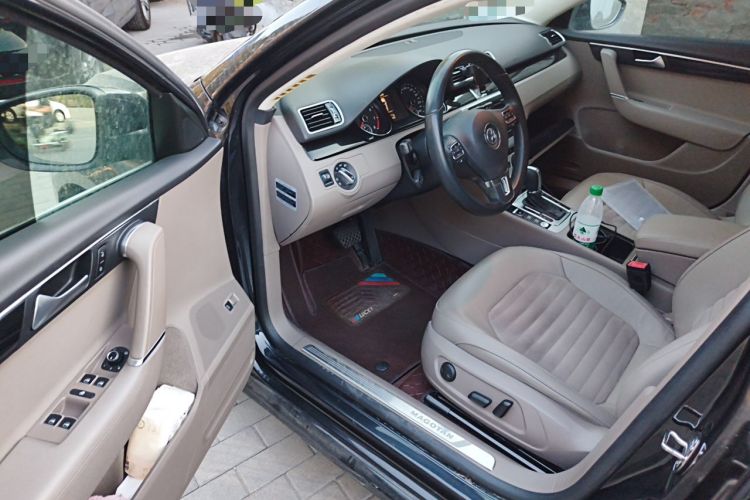 Used Volkswagen Magotan 2015 Facelift 1.8TSI Luxury Model Driver Seat