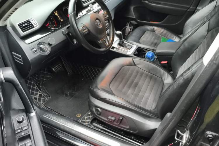 Used Volkswagen Magotan 2015 1.8TSI Luxury Model Driver Seat