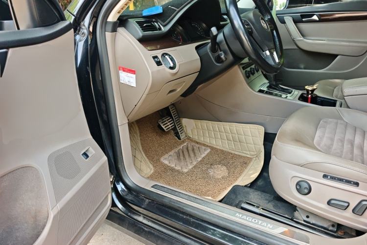 Used Volkswagen Magotan 2015 Revised 1.8TSI Prestige Version Driver Seat