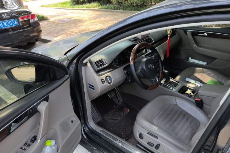 Used Volkswagen Magotan 2015 2.0 TSI Prestige Model Driver Seat