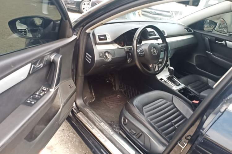 Used Volkswagen Magotan 2015 1.8TSI Advanced Model Driver Seat