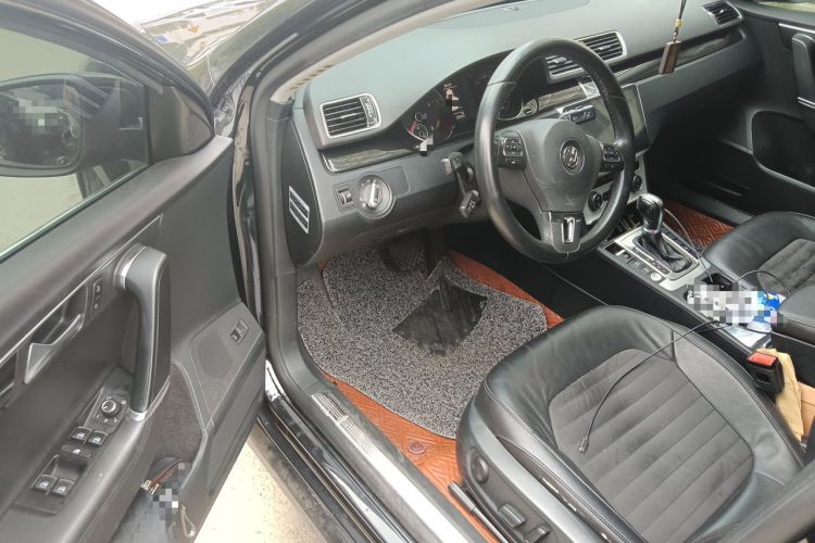 Used Volkswagen Magotan 2015 Facelift 1.8TSI Luxury Model Driver Seat