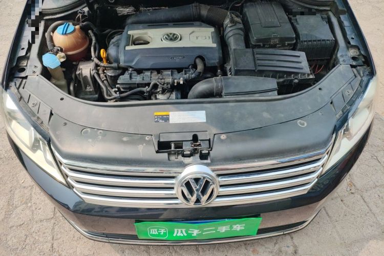Used Volkswagen Magotan 2015 1.8TSI Comfort Model Engine Bay