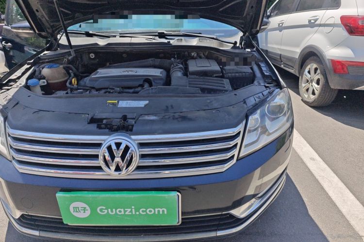 Used Volkswagen Magotan 2015 Facelift 1.8TSI Luxury Model Engine Bay Left