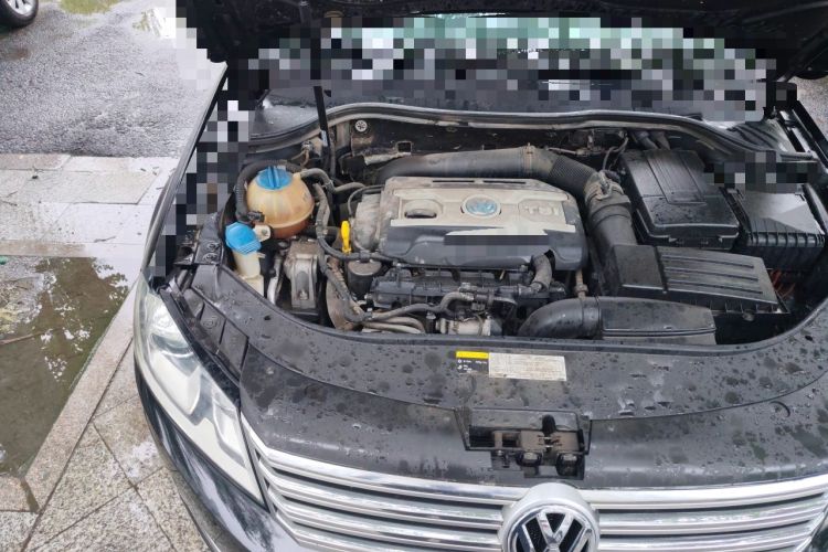Used Volkswagen Magotan 2015 Revised 1.8TSI Prestige Version Engine Bay Right