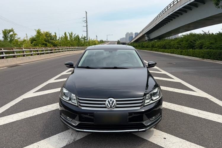 Used Volkswagen Magotan 2015 1.8TSI Prestige Model Exterior 1