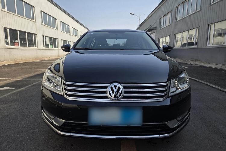 Used Volkswagen Magotan 2015 1.8TSI Luxury Model Exterior 1