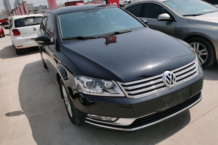 Used Volkswagen Magotan 2015 Facelift 1.8TSI Luxury Model Exterior 1