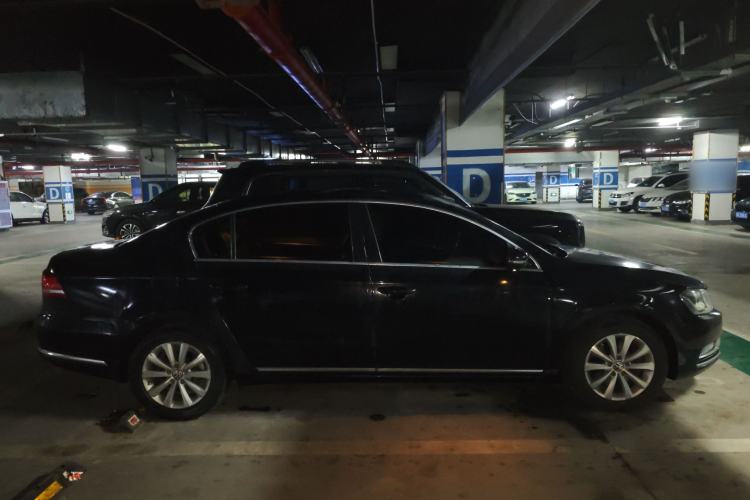 Used Volkswagen Magotan 2015 1.8TSI Luxury Model Exterior 2