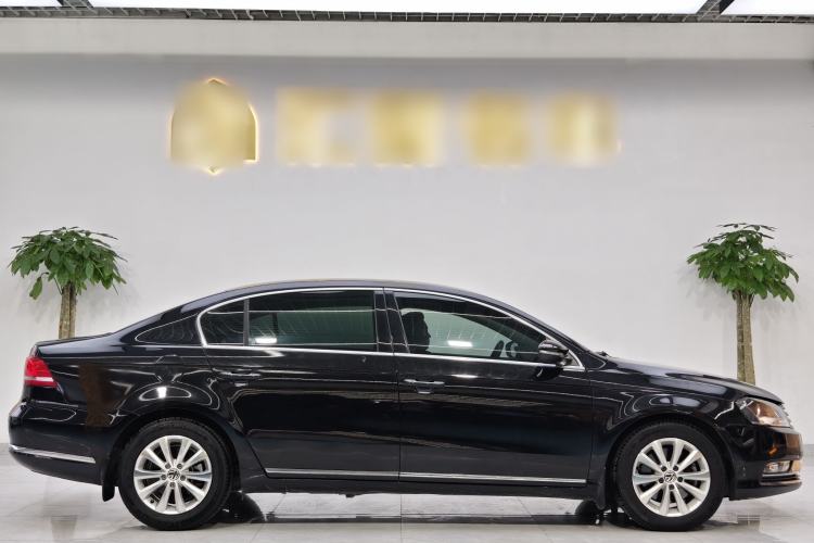 Used Volkswagen Magotan 2015 1.8TSI Advanced Model Exterior 3
