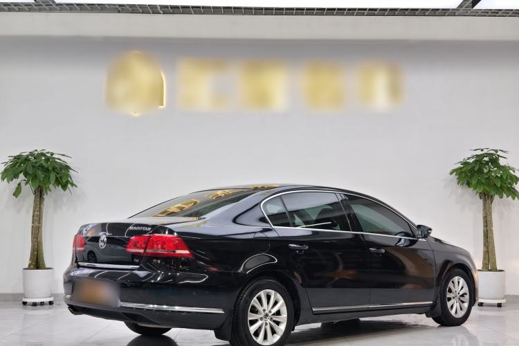 Used Volkswagen Magotan 2015 1.8TSI Advanced Model Exterior 4