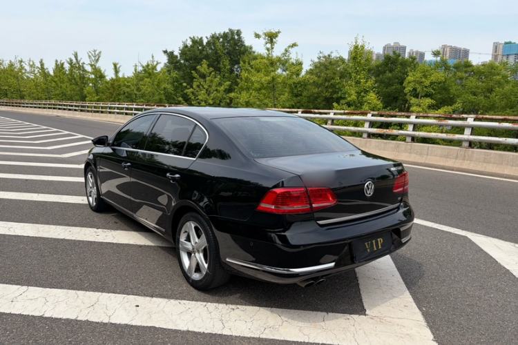 Used Volkswagen Magotan 2015 1.8TSI Prestige Model Exterior 4