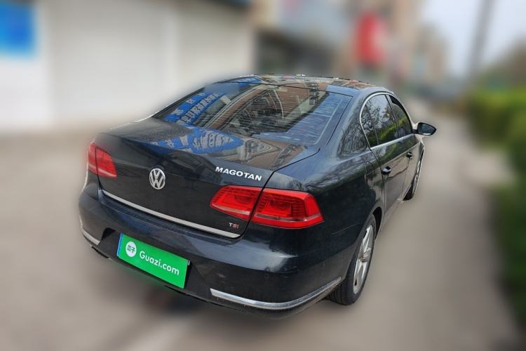 Used Volkswagen Magotan 2015 1.8TSI Prestige Model Exterior 5