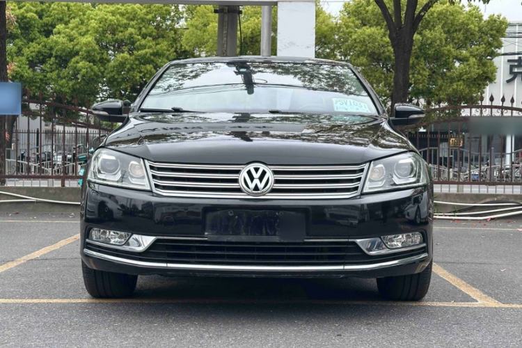 Used Volkswagen Magotan 2015 Facelift 1.8TSI Luxury Model Exterior 5