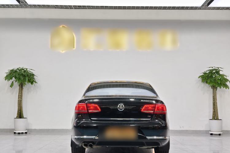 Used Volkswagen Magotan 2015 1.8TSI Advanced Model Exterior 6