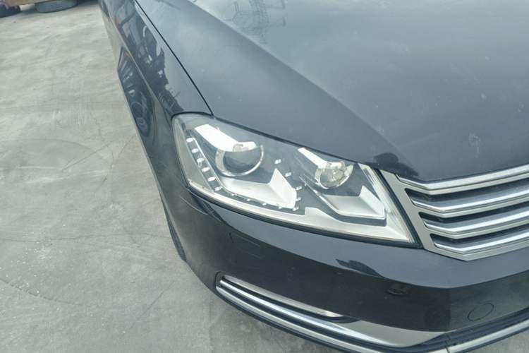 Used Volkswagen Magotan 2015 Facelift 1.8TSI Luxury Model Exterior 6