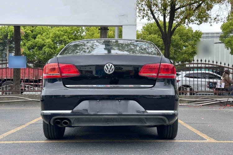 Used Volkswagen Magotan 2015 Facelift 1.8TSI Luxury Model Exterior 8