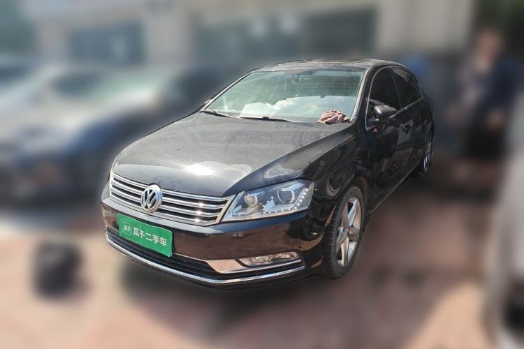 Used Volkswagen Magotan 2015 2.0 TSI Prestige Model Guazi used car, China used car export, Used car for sale, Used  cars, Cheapest cars for sale