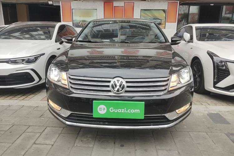 Used Volkswagen Magotan 2015 1.8TSI Luxury Model Front