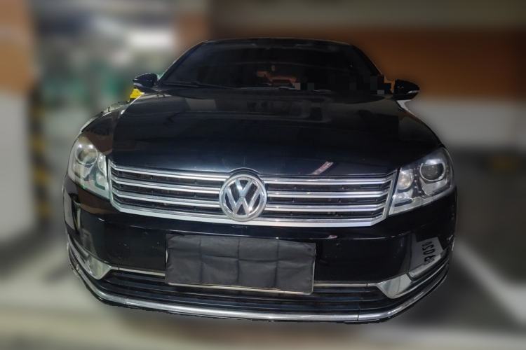 Used Volkswagen Magotan 2015 Revised Version 2.0 TSI Luxury Edition Front