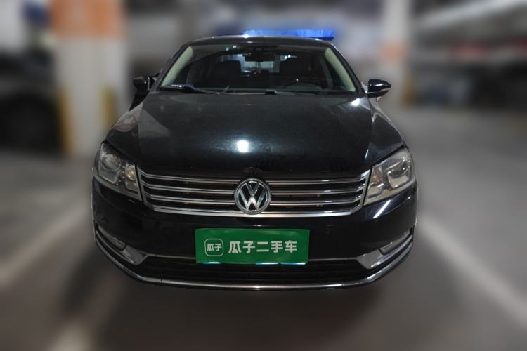 Used Volkswagen Magotan 2015 Revised Version 2.0 TSI Prestige Edition Front