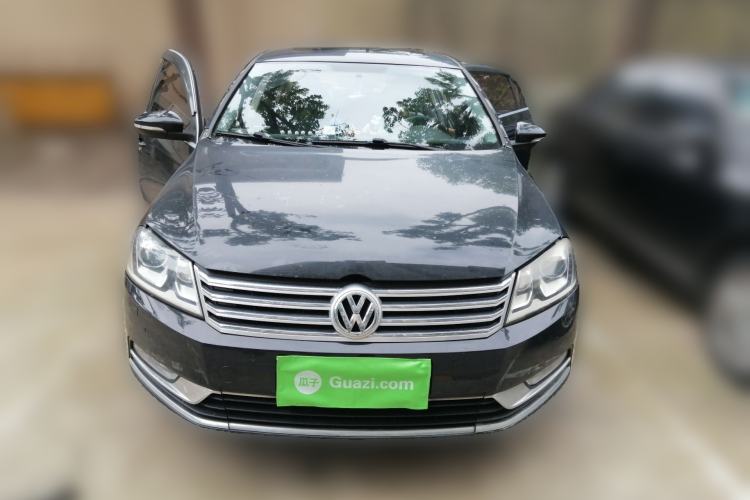 Used Volkswagen Magotan 2015 1.8TSI Luxury Model Front