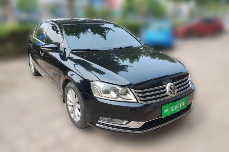 Used Volkswagen Magotan 2015 1.8TSI Comfort Model Front Right 45 Deg