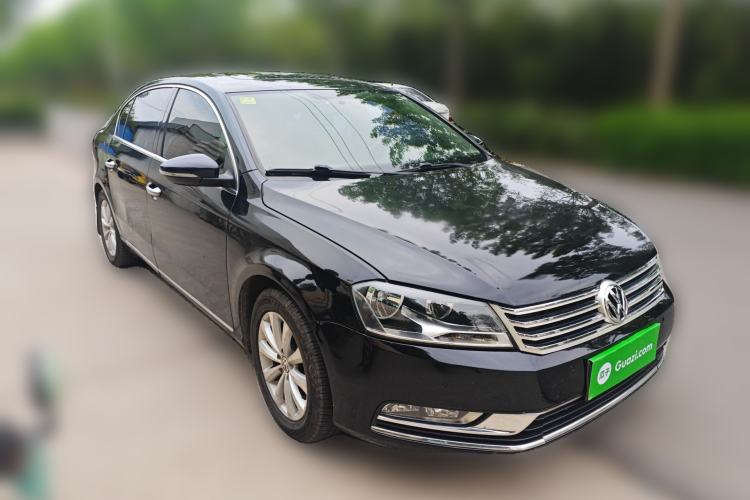 Used Volkswagen Magotan 2015 1.8TSI Advanced Model Front Right 45 Deg