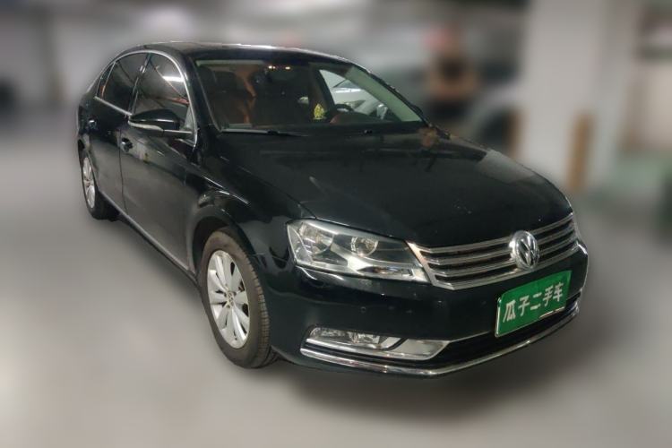 Used Volkswagen Magotan 2015 1.8TSI Advanced Model Front Right 45 Deg
