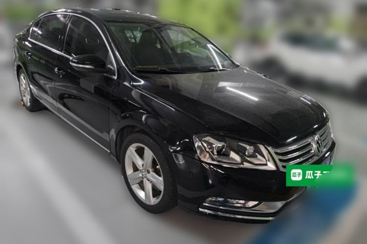 Used Volkswagen Magotan 2015 1.8TSI Prestige Model Front Right 45 Deg