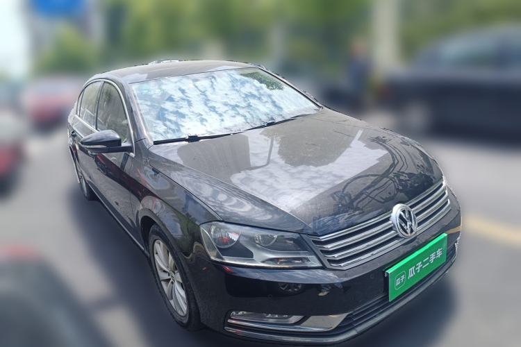 Used Volkswagen Magotan 2015 1.8TSI Advanced Model Front Right 45 Deg