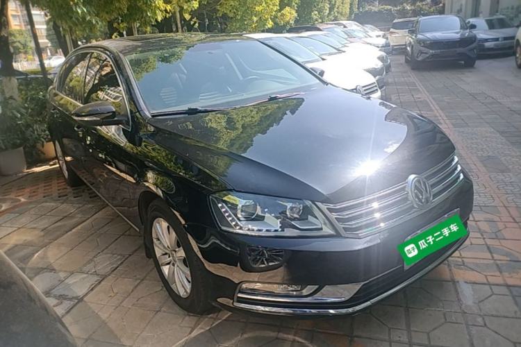 Used Volkswagen Magotan 2015 1.8TSI Advanced Model Front Right 45 Deg