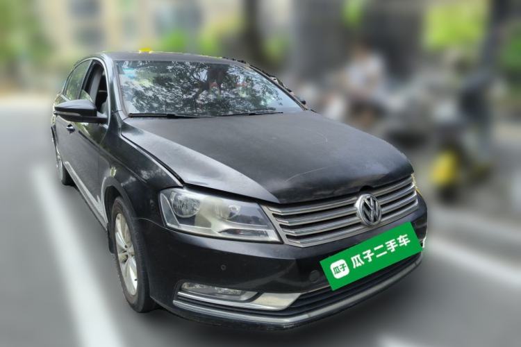 Used Volkswagen Magotan 2015 1.8TSI Advanced Model Front Right 45 Deg