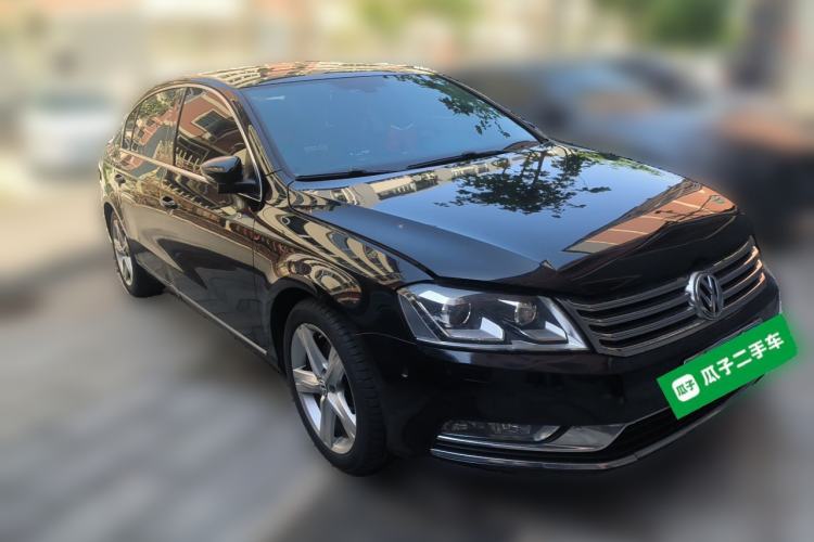 Used Volkswagen Magotan 2015 2.0 TSI Prestige Model Front Right 45 Deg