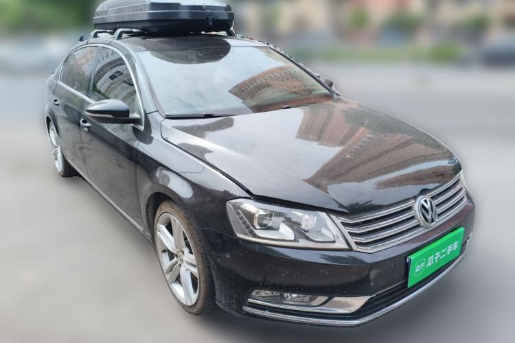 Used Volkswagen Magotan 2015 Revised Version 2.0 TSI Prestige Edition Front Right 45 Deg
