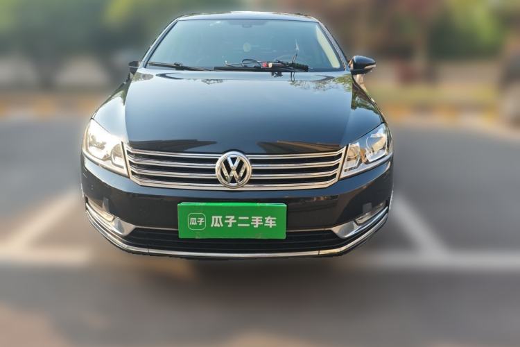 Used Volkswagen Magotan 2015 Revised Version 2.0 TSI Prestige Edition Front