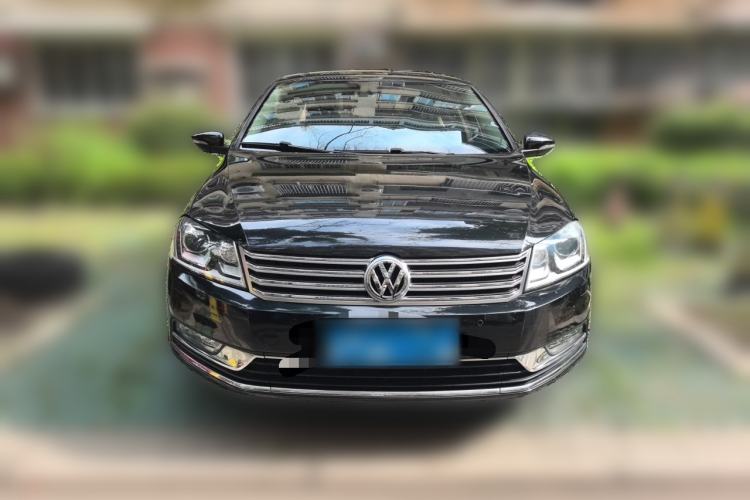 Used Volkswagen Magotan 2015 2.0 TSI Prestige Model Front
